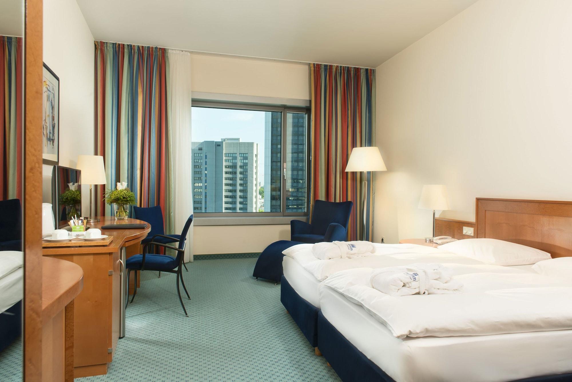 Maritim Hotel Frankfurt Frankfurt pe Main Exterior foto